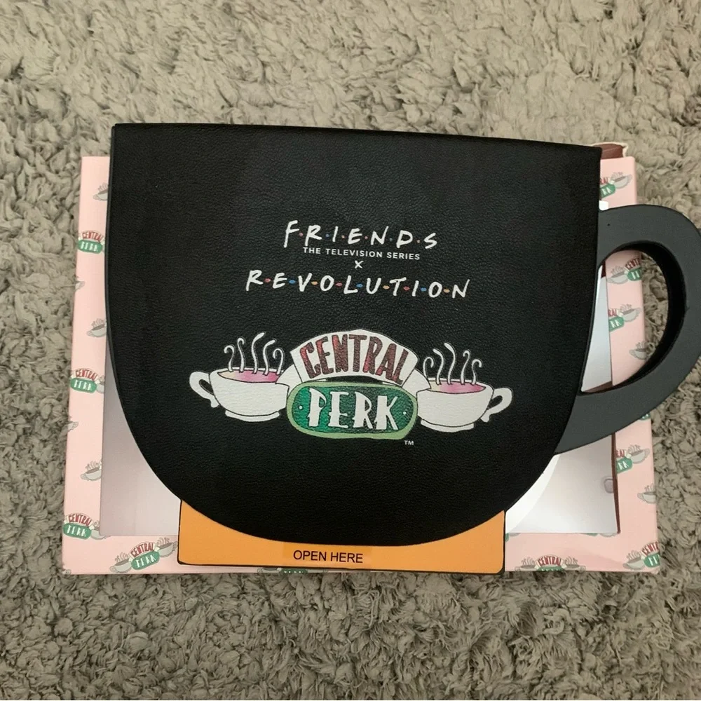Friends x Revolution Central Perk Light to Medium Eye Shadow Palette